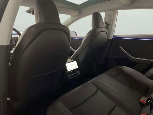 Used 2025 Tesla Model 3 Long Range image 25