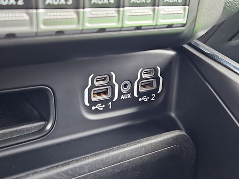 Used 2020 RAM 2500 Laramie image 12