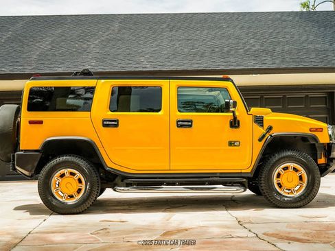 Used 2003 HUMMER H2 w/ Preferred Equipment Group image 9
