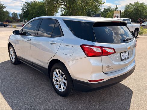 Used 2019 Chevrolet Equinox LS w/ LPO, Cargo Package AWD/4WD image 9