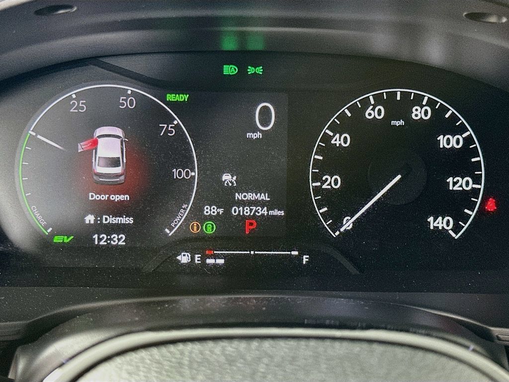 Used 2025 Honda Civic Sport image 12
