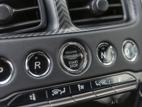 Used 2019 Aston Martin DBS Superleggera image 47