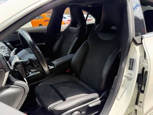 Used 2022 Mercedes-Benz CLA 250 4MATIC image 26