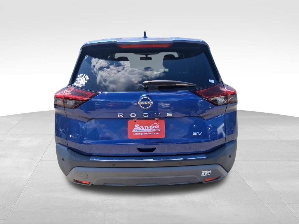 Used 2023 Nissan Rogue SV FWD image 7