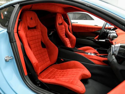 Used 2023 Ferrari 812 Competizione RWD image 41