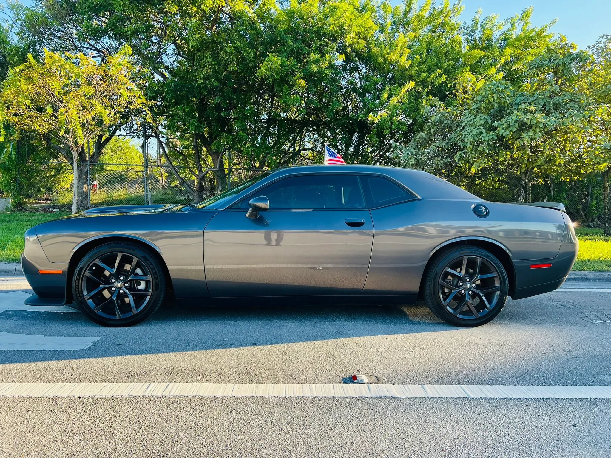 Used 2022 Dodge Challenger R/T w/ Blacktop Package RWD image 2