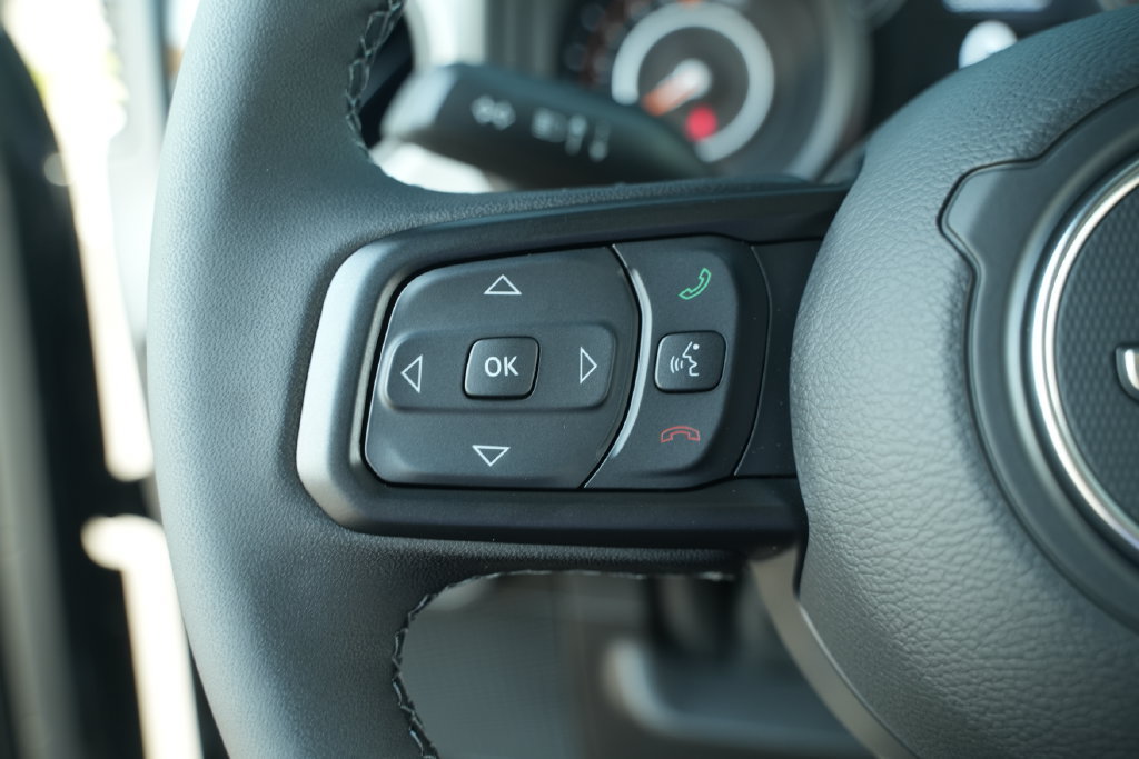 New 2026 Jeep Gladiator Sport AWD/4WD image 30