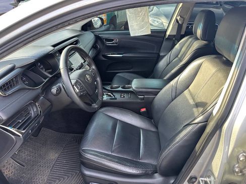 Used 2016 Toyota Avalon XLE FWD image 12