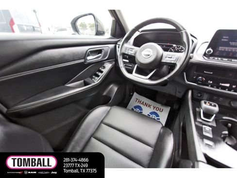 Used 2024 Nissan Rogue SV w/ SV Premium Package FWD image 9