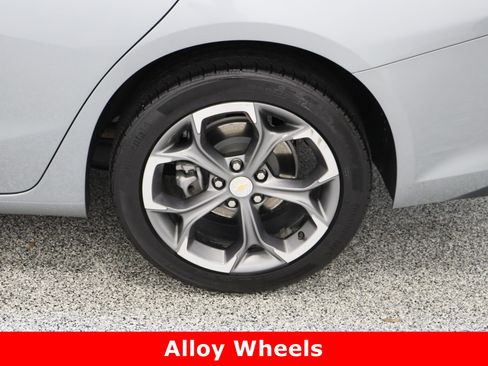 Used 2024 Chevrolet Malibu LT image 10