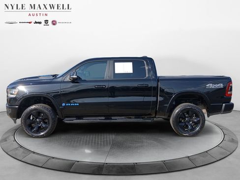 Used 2019 RAM 1500 Laramie AWD/4WD image 13