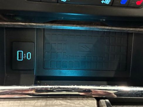 Used 2020 Ford Expedition Max Limited w/ Equipment Group 301A image 30