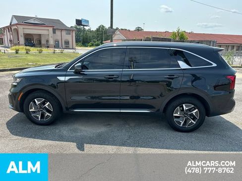 Used 2022 Kia Sorento S FWD image 9