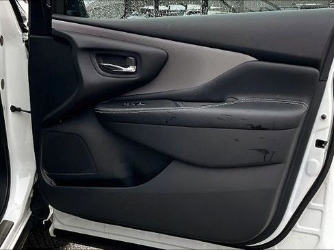 Used 2024 Nissan Murano SV w/ SV Midnight Edition Package image 22