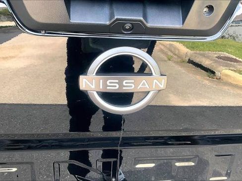 Certified 2022 Nissan Frontier SV w/ Technology Package RWD image 30
