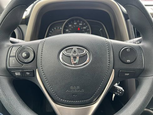 Used 2013 Toyota RAV4 LE image 15