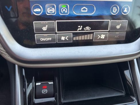 Certified 2025 Subaru Outback Premium image 16