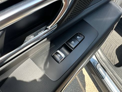 Used 2024 Kia Telluride SX Prestige X-Pro AWD/4WD image 32