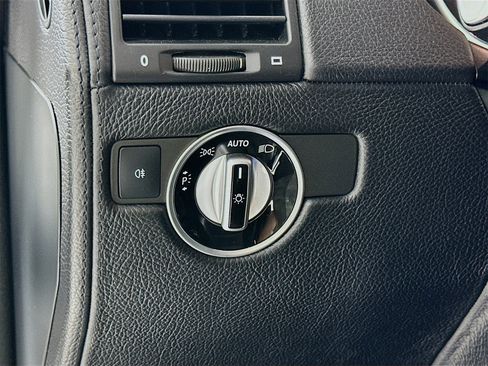 Used 2017 Mercedes-Benz G 550 image 11