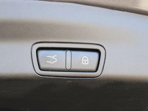 Used 2022 Alfa Romeo Stelvio Sprint image 35