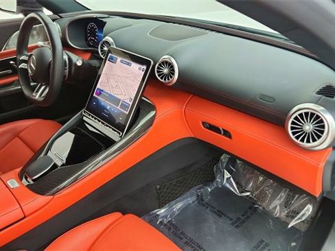 Used 2025 Mercedes-Benz SL 43 AMG w/ Driver Assistance Package image 20