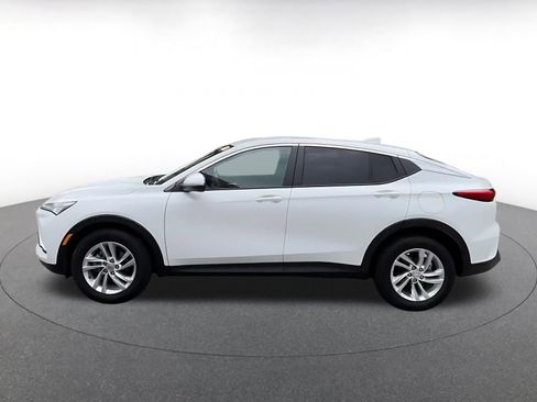 Used 2025 Buick Envista Preferred FWD image 8