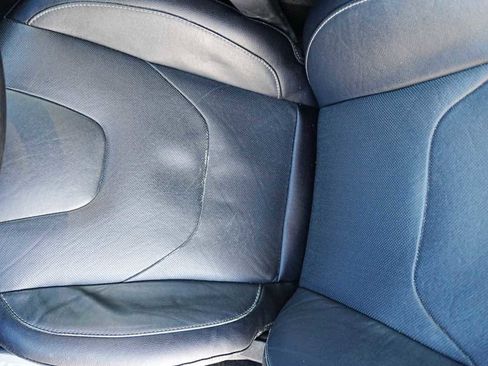 Used 2020 Ford Fusion Energi Titanium image 9