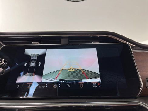 Used 2025 GMC Sierra 2500 Denali Ultimate w/ Max Trailering Package image 21