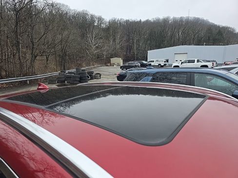 Used 2023 Genesis GV70 2.5T w/ Select Package image 14