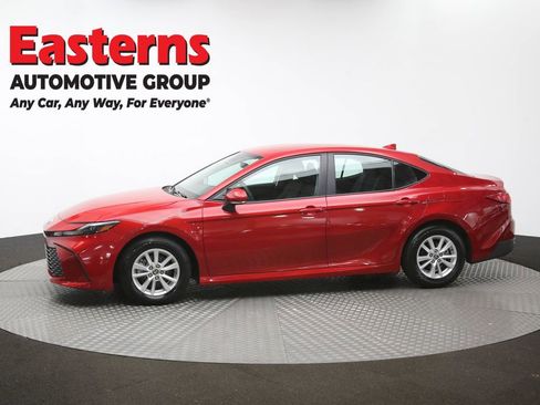 Used 2025 Toyota Camry LE FWD image 58