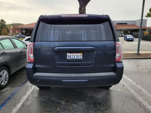 Used 2017 GMC Yukon SLT w/ Open Road Package image 6