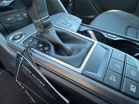 New 2026 Kia Sportage SX AWD/4WD image 19