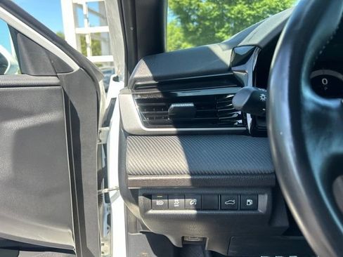 Used 2025 Toyota Camry SE FWD image 25