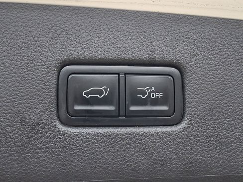 Used 2023 Kia Carnival SX Prestige image 36