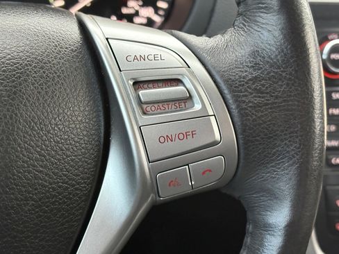 Used 2017 Nissan Altima 2.5 SV w/ Convenience Package image 18