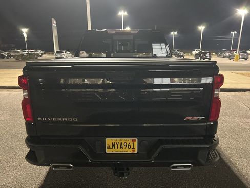 Used 2023 Chevrolet Silverado 1500 RST image 5