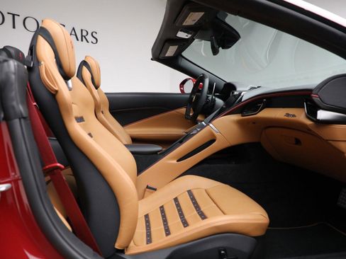 Certified 2024 Ferrari Roma Spider image 19