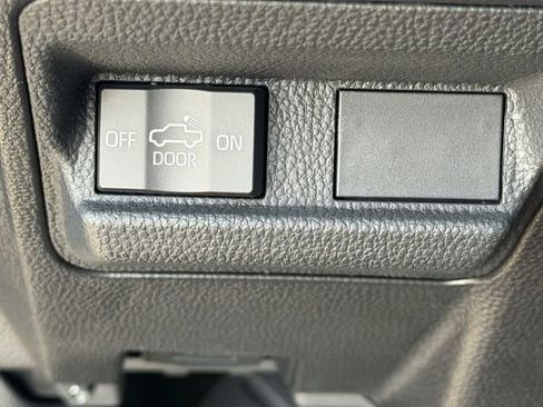 Used 2026 Toyota Tacoma TRD Off-Road image 16