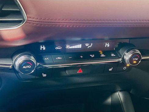 New 2026 MAZDA MAZDA3 2.5 S Hatchback w/ Premium Pkg image 13