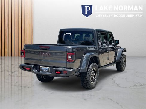 New 2025 Jeep Gladiator Rubicon w/ Convenience Group image 9