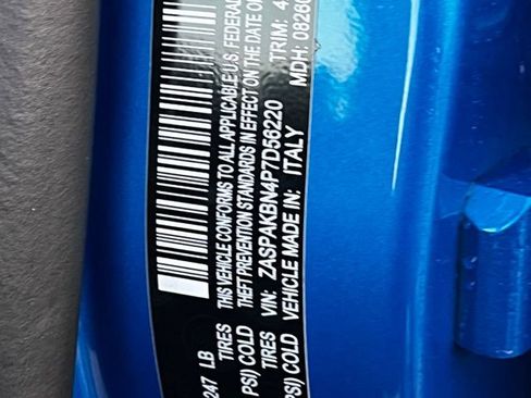 Used 2023 Alfa Romeo Stelvio Veloce image 42