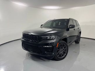 Used 2023 Jeep Grand Cherokee Summit video 1