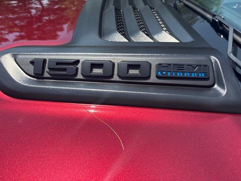 Used 2023 RAM 1500 Laramie AWD/4WD image 28