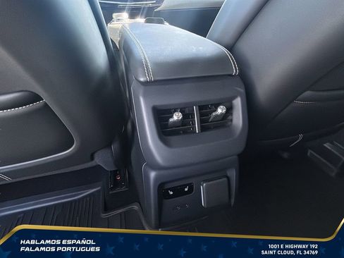 Used 2025 Cadillac Optiq Sport 2 w/ LPO, Floor Liner Package AWD/4WD image 24