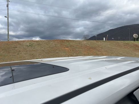 Used 2018 GMC Sierra 1500 Denali w/ Denali Ultimate Package image 3