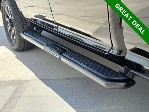 Used 2024 RAM 2500 Big Horn w/ Night Edition AWD/4WD image 13