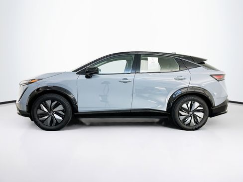 Used 2024 Nissan Ariya AWD image 4