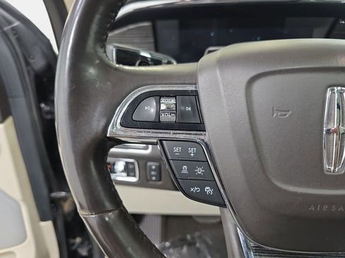 Used 2023 Lincoln Navigator Black Label image 17