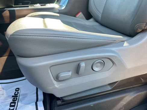 Used 2024 GMC Sierra 2500 SLT image 22