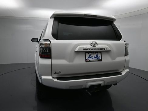 Used 2023 Toyota 4Runner SR5 Premium w/ Moonroof Package AWD/4WD image 25